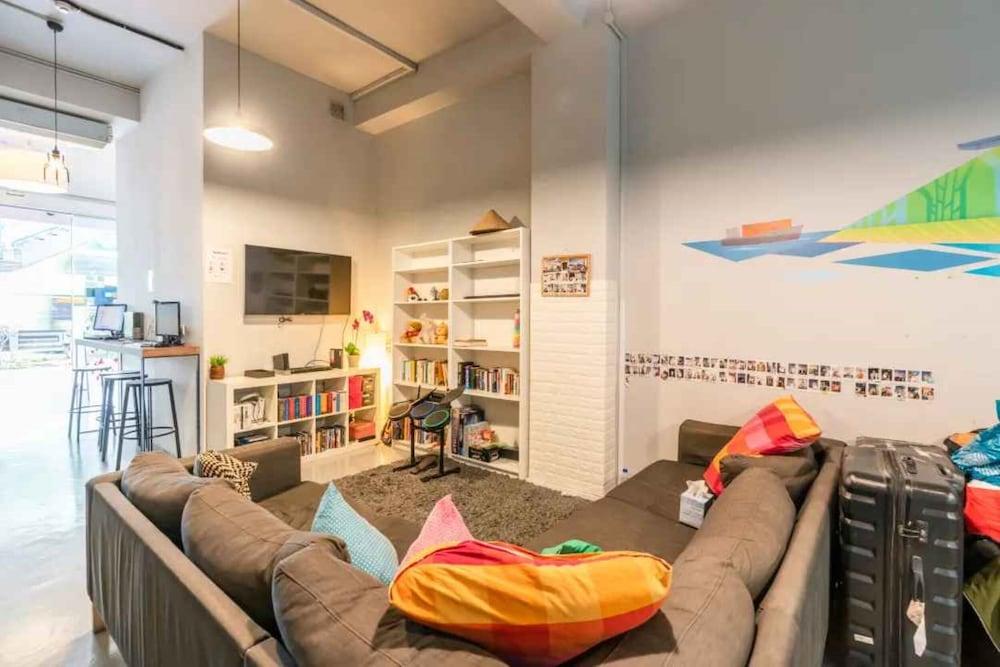 Checkers Backpackers Asrama *