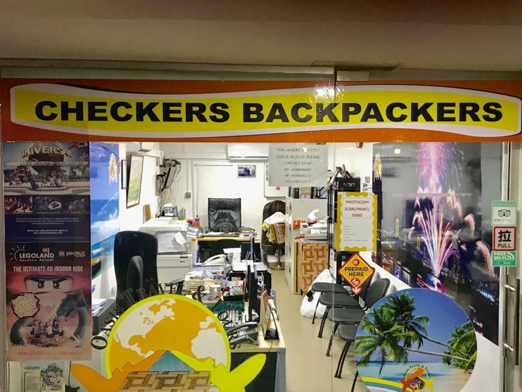 Checkers Backpackers * Singapura